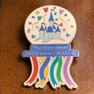 Limited Edition Cast Member Pin